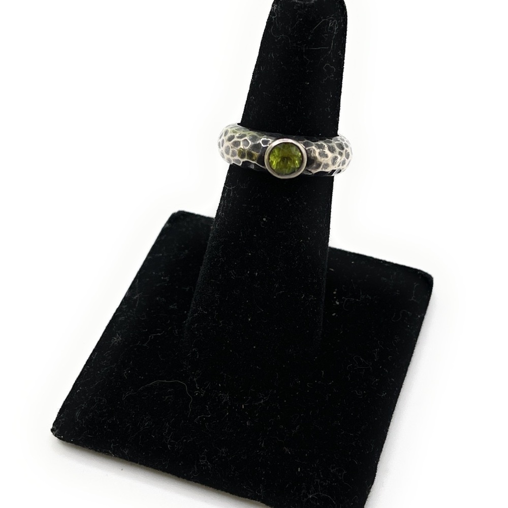 R1416 Retired Silpada Peridot ring Size 6